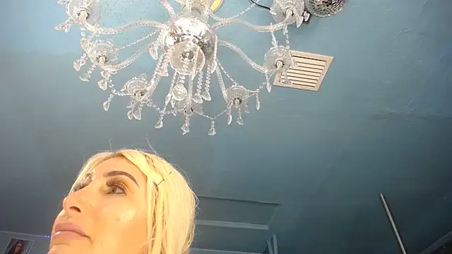 ADRIANNA_FOX's Live XXX Chat