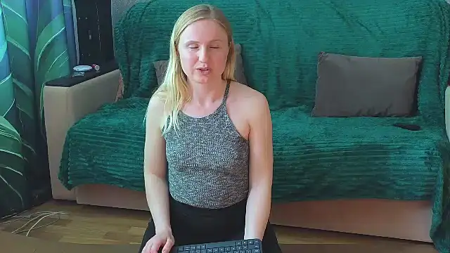 Lanavi_Smile's Live XXX Chat