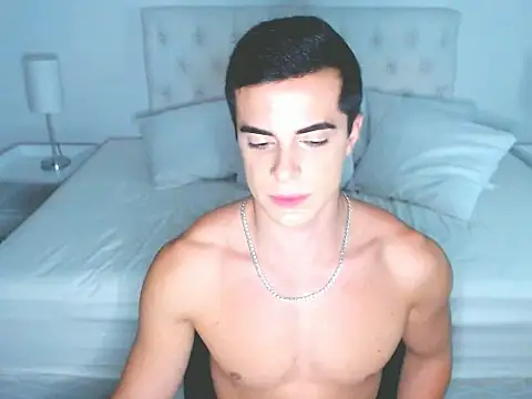 mr_hunterx's Webcam Show