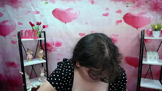 NeonilaLisova élő XXX-chatje