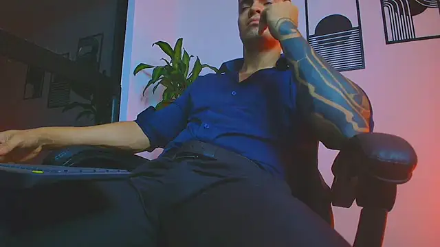 Show de ALPHA_DOMINUS_ na webcam