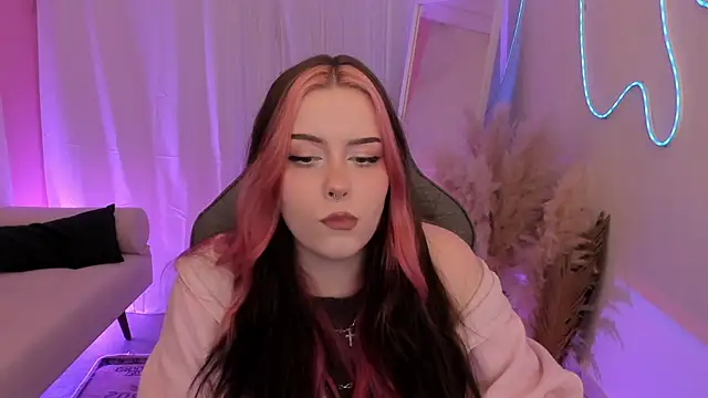 CoraMiel Chat XXX live