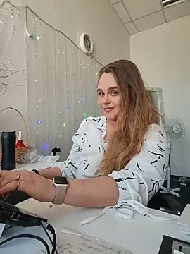 دردشة Juicy_PeachLux الجنسية المباشرة