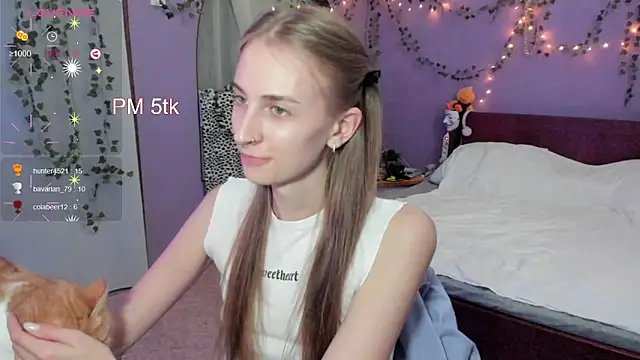 Crystal1nn's Live XXX Chat