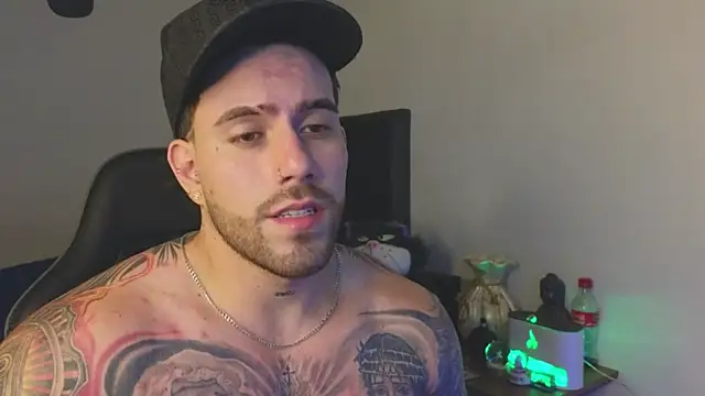 Ades_Lowe Webcam Show