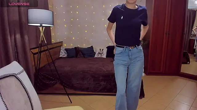SheilaRare Adlı Modelin Canlı XXX Sohbeti