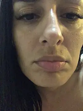 Catmila94 élő XXX-chatje