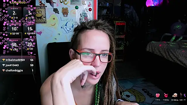 LisaFoxy_y élő XXX-chatje