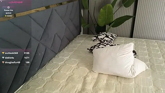 TrishaRey 라이브 XXX 채팅