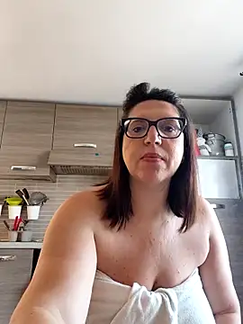 Show modela SinfulMarkedQueens na web-kameri