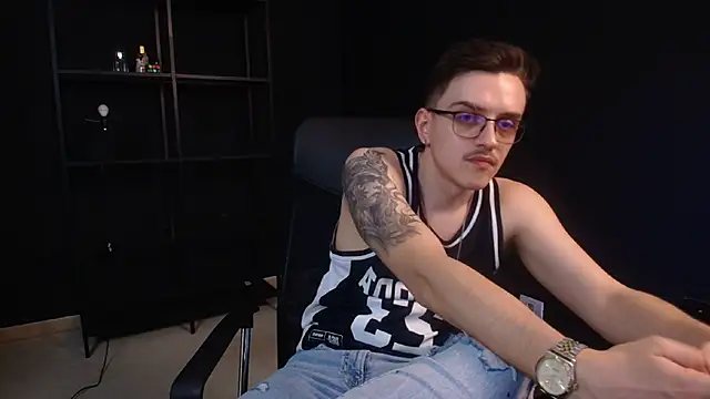 FelixStarkk 在線直播表演