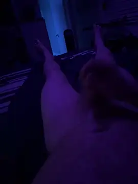 TheCrazyLu79 Show in webcam