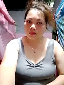 Qie_qir 网络视讯表演