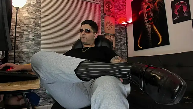 Nicolas_Fellener Live XXX-Chat