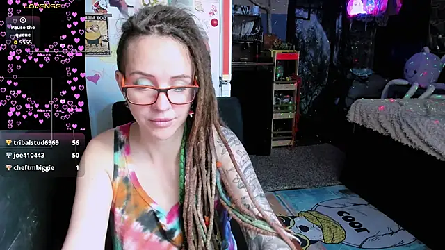 LisaFoxy_y's Live XXX Chat