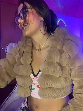 Cloe_pink1 Adlı Modelin Canlı XXX Sohbeti