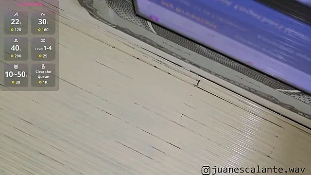 Webkamerová show Thesaint_xxx