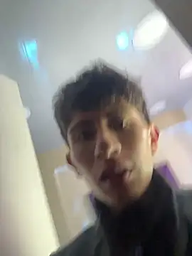 AndyJustgame_ élő XXX-chatje