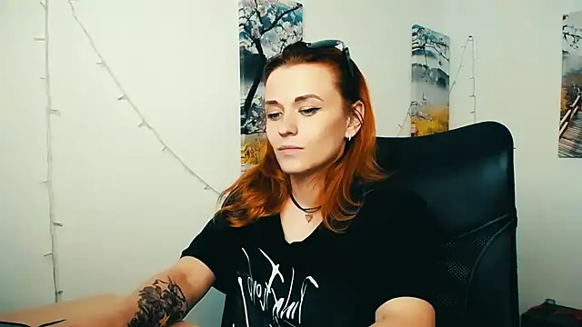 Онлайн чат XXX PeppyMia