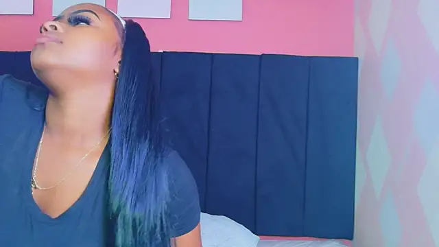 MySugarmoomy Chat XXX in diretta