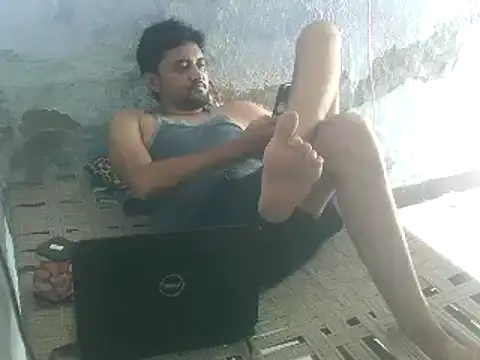 ROCOGUJUBULL Adlı Modelin Canlı XXX Sohbeti