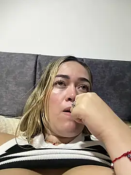 Danielavegax 现场XXX聊天