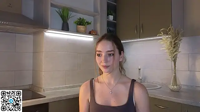 NoirAstrya Adlı Modelin Canlı XXX Sohbeti