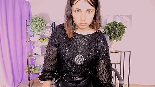 MartaEdams' Live XXX Chat