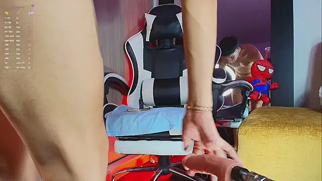 JacoboSwamのライブXXXチャット