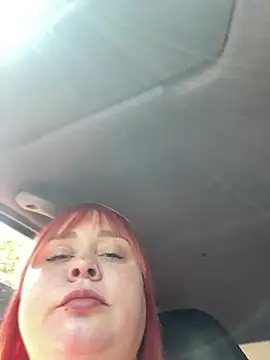 LadyDreams11's Live XXX Chat