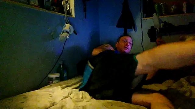 PornStro921 Show in webcam