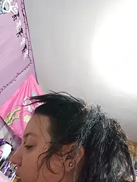 Chat +18 de BabygurlJay ao vivo