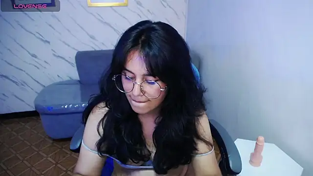 Sweet_Cam_v's Live XXX Chat