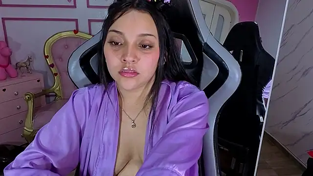 lia_harper_t's Live XXX Chat