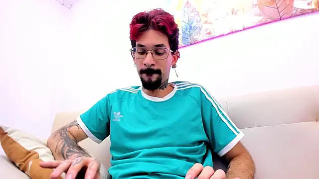 Chatroom XXX en direct de Jonathan_Soto