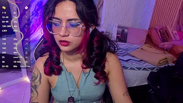 Chat XXX en directo de kristen_tay