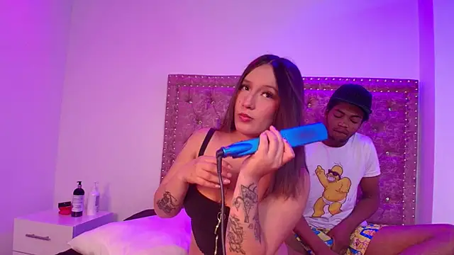 Cristal_and_luke webcam show