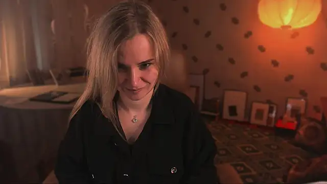 MiaSparkes Live XXX-chat