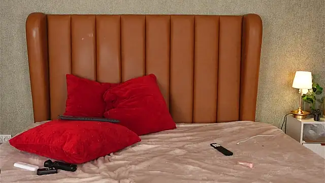 Show de violetazoraya na webcam