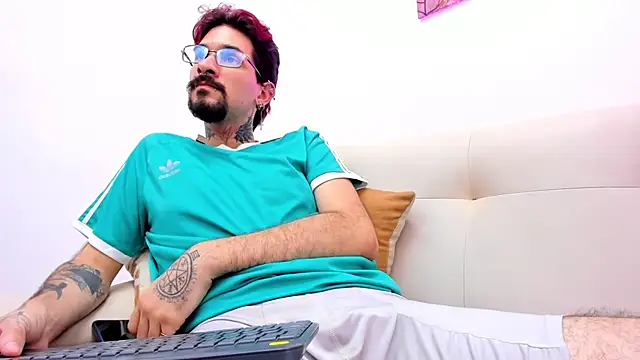 Jonathan_Soto live XXX chat