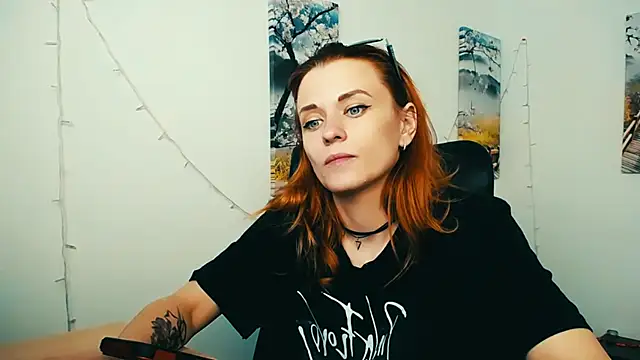 PeppyMia – Naživo XXX chat