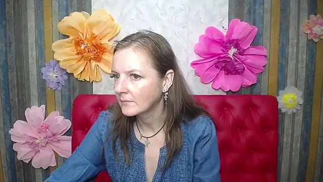 MeganPirs' Live XXX Chat