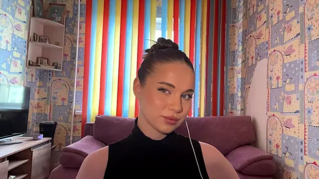 Miss_Blessnyth élő XXX-chatje
