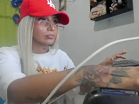 Webkamerová show skinny_tyffany
