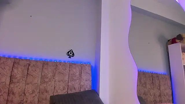 Živá chatovací místnost naomi_sanz