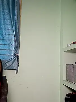 shrutee12's Live XXX Chat