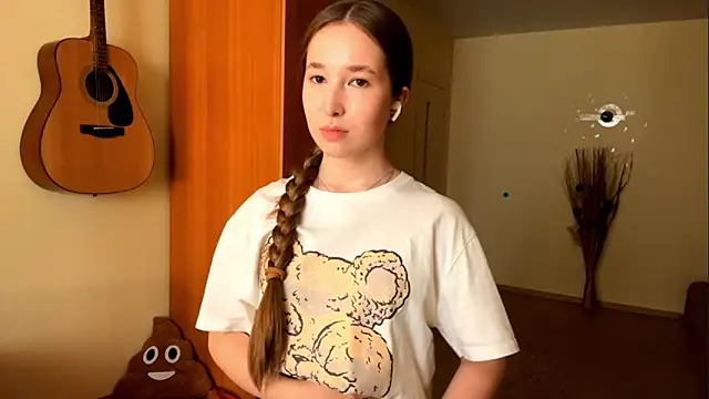 LanaTessorin Webbikameraesitys