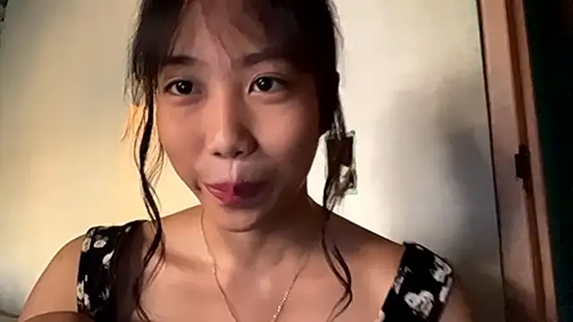 LaurenaBursteinのウェブカメラショー