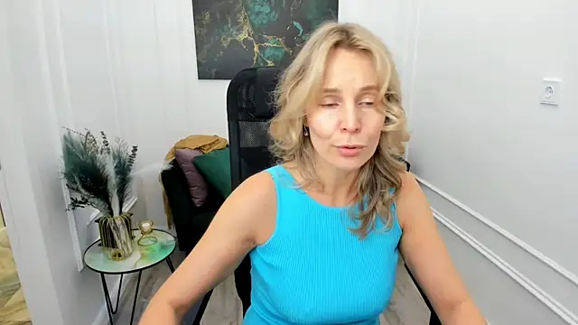 Sinty_Devis' Live XXX Chat