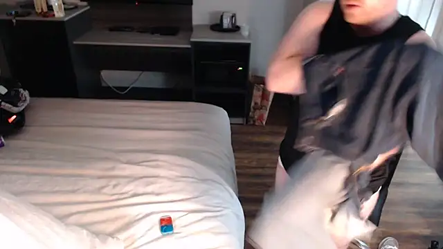 TXRyan1996's Live XXX Chat